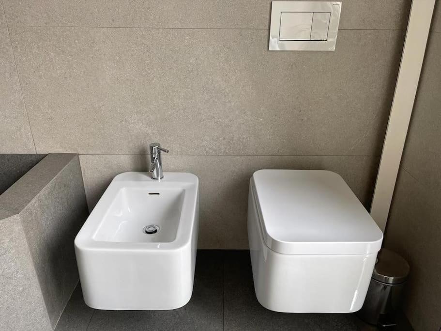 Appartement *Luxus393* Metro A 50M, Lingotto Fiere, Ospedali à Turin Extérieur photo